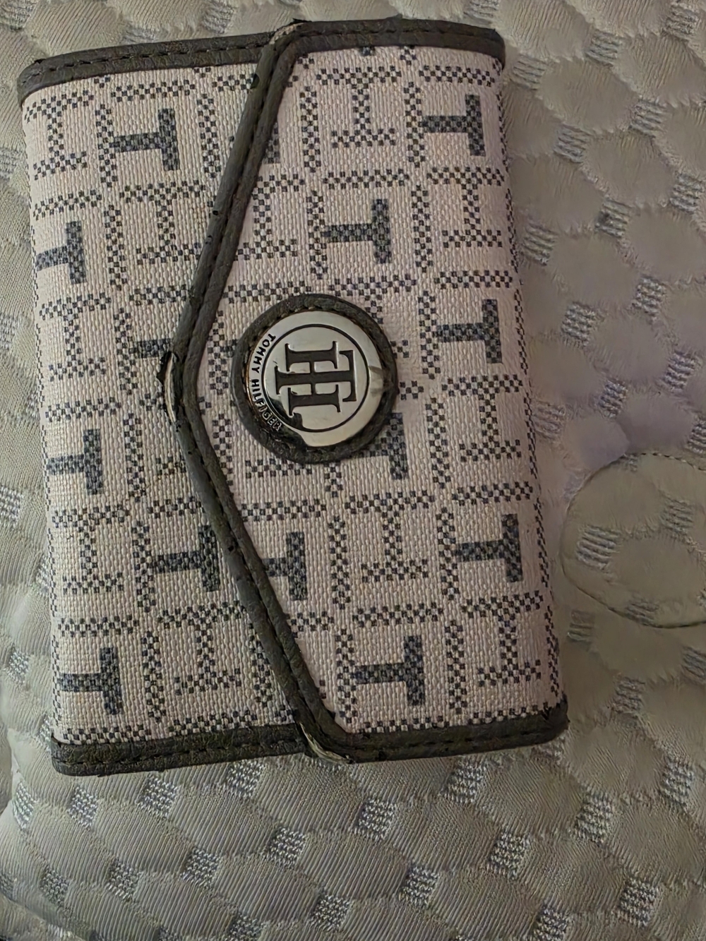 Tommy Hilfiger Beige and Gray Phone Wallet Case